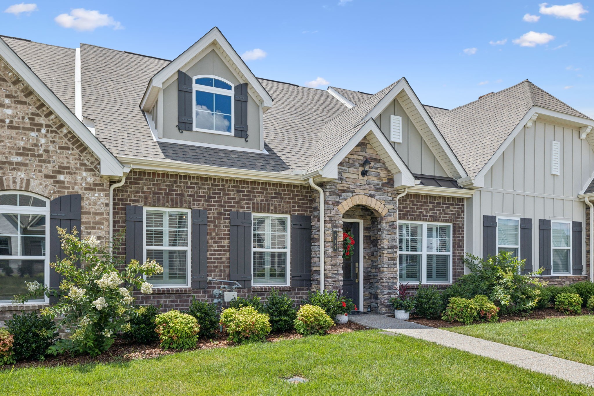 219 Cloverbrook Way Gallatin, TN 37066 - Photo 3 of 29