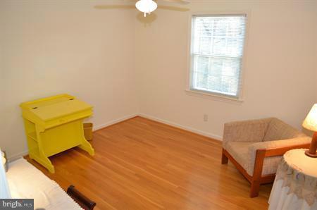 9700 Digging Road Gaithersburg, MD 20886 - Photo 23 of 27 Bedroom