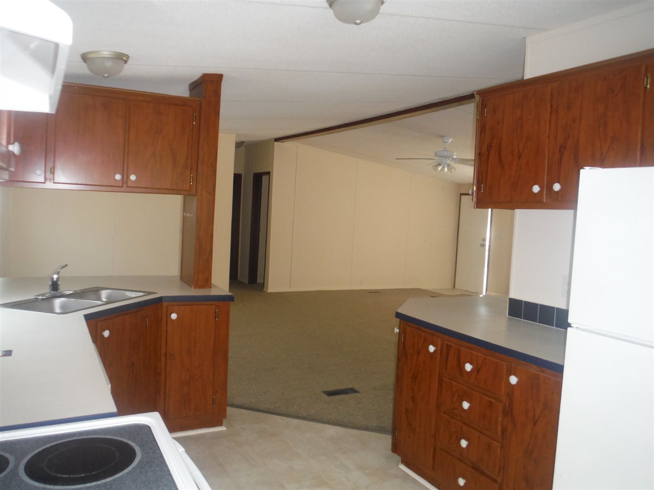 33015 Gilley Road Lillian, AL 36549 - Photo 7 of 44 Kitchen