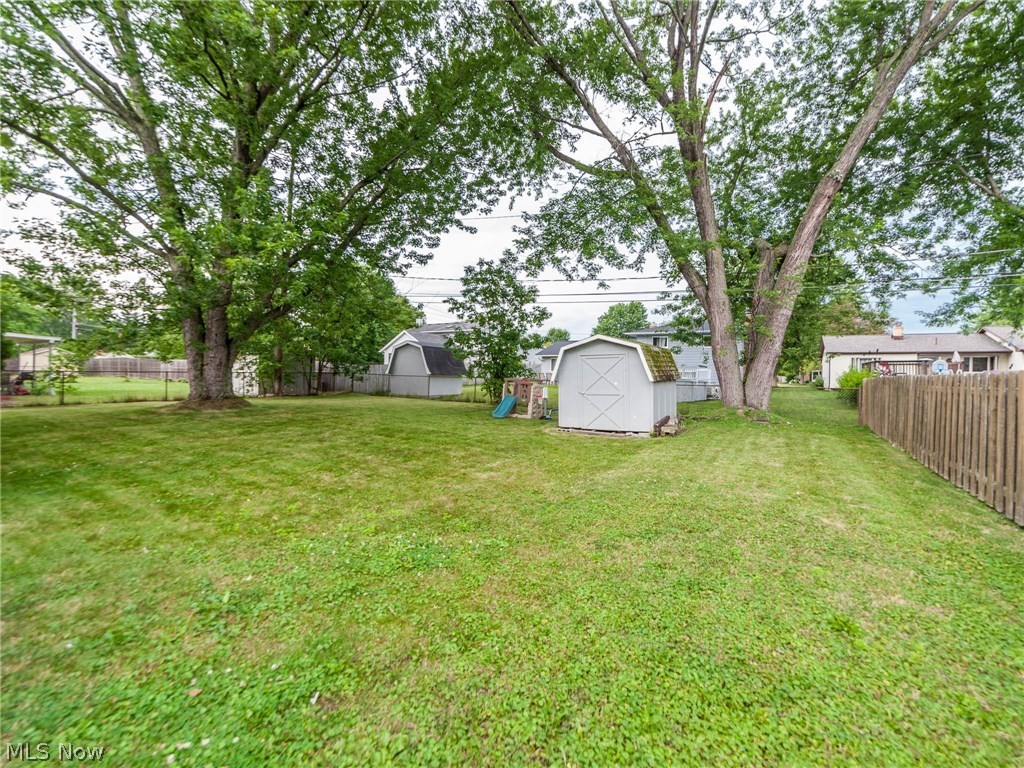 16180 Howe Road Strongsville, OH 44136 - Photo 29 of 33
