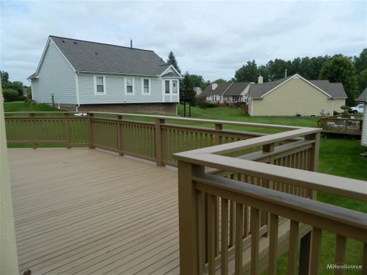 3344 Woodcrest Road, Unit 41 Rochester, MI 48309 - Photo 20 of 25 31160600-19.JPG