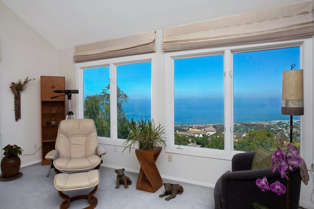 7472 Caminito Rialto La Jolla, CA 92037 - Photo 2 of 25