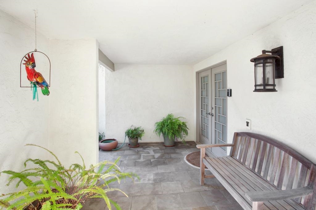 7472 Caminito Rialto La Jolla, CA 92037 - Photo 6 of 25