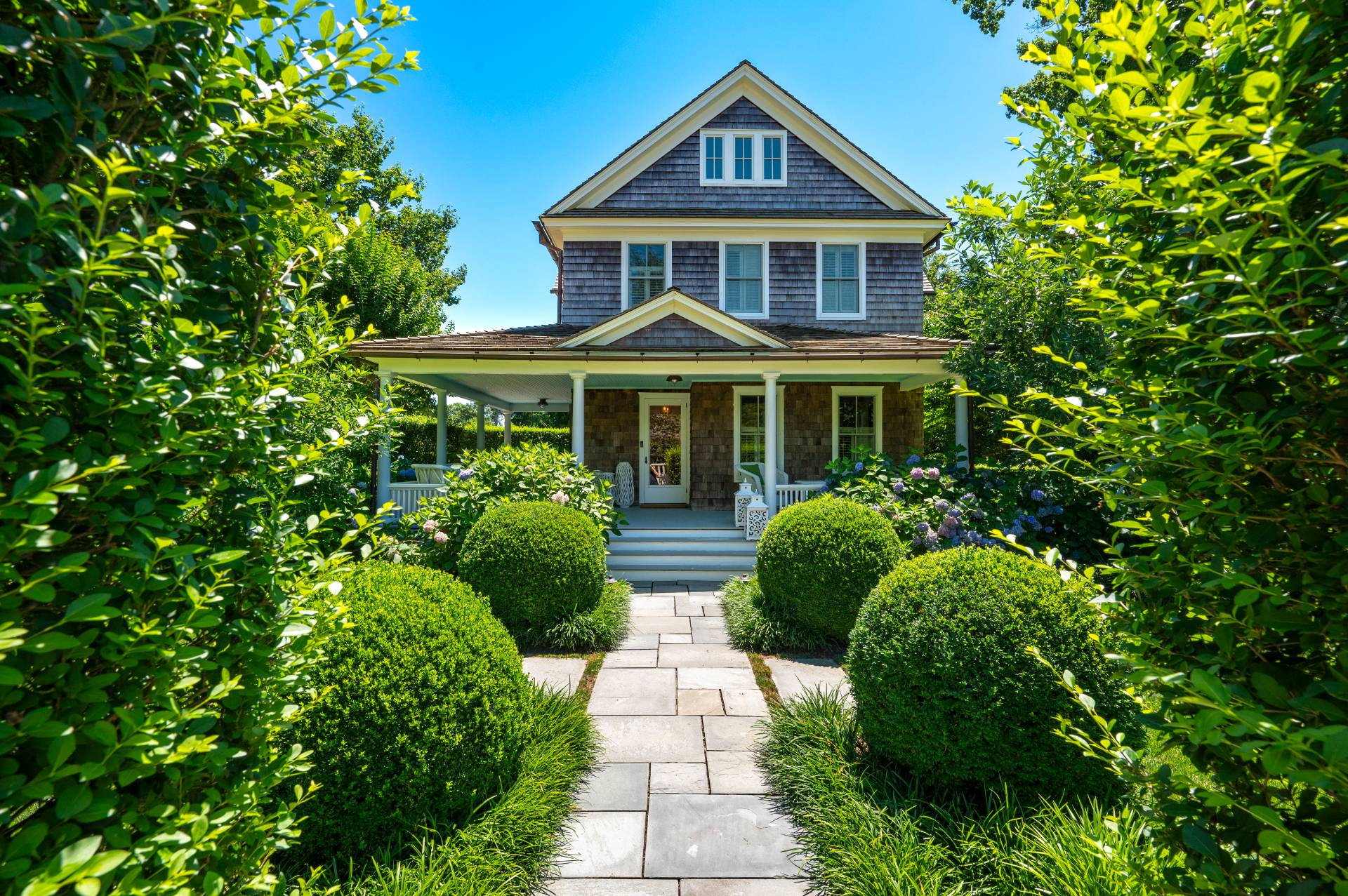 86 Pantigo Road East Hampton, NY 11937 - Photo 1 of 26 Gallery Image 1