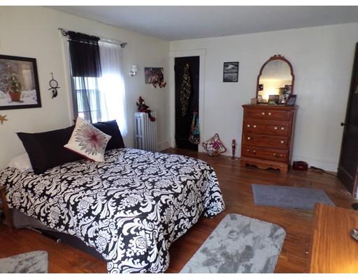 437 Allen Street Springfield, MA 01118 - Photo 8 of 15