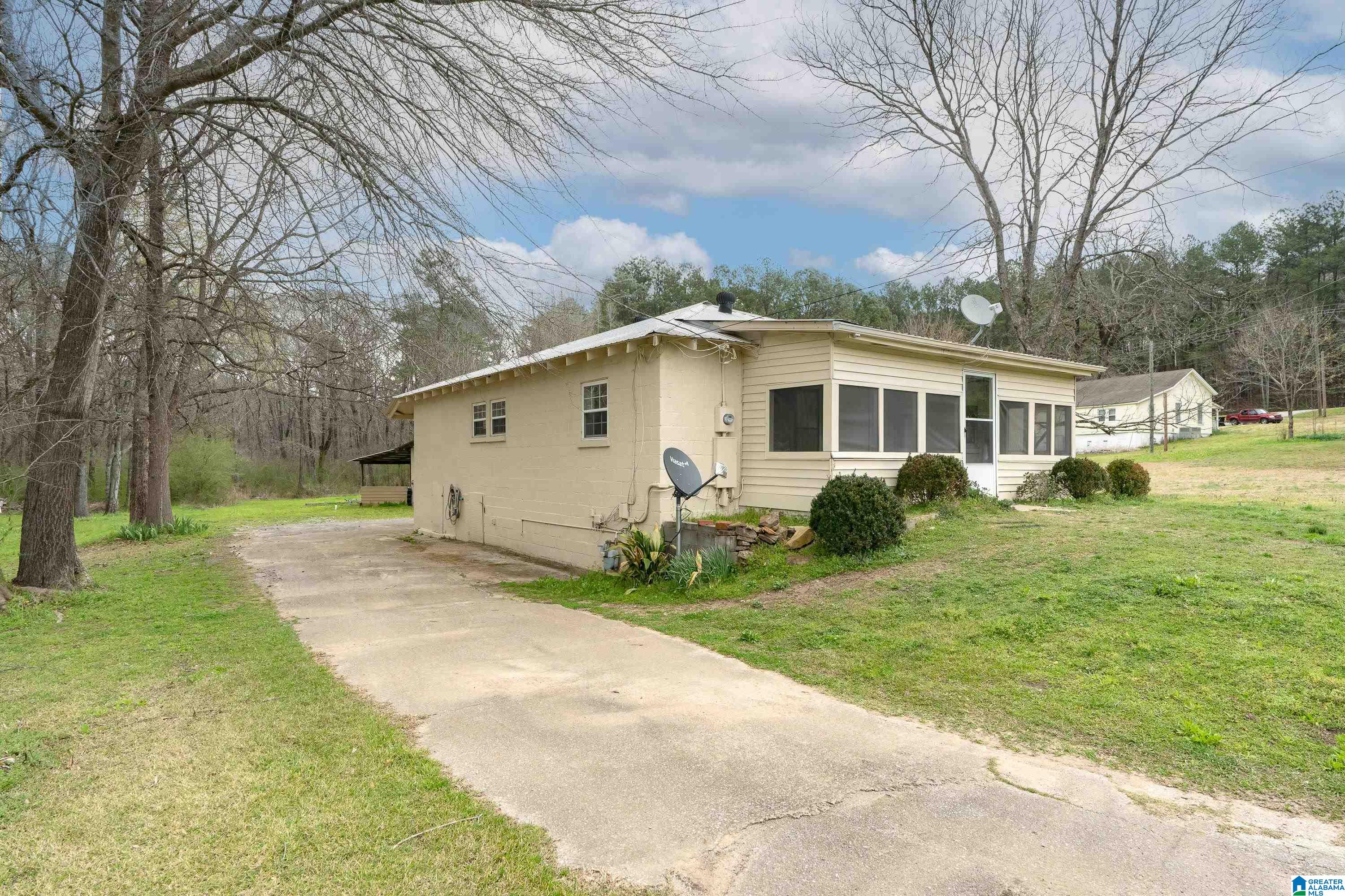 775 Lower Coalburg Road Fultondale, AL 35068 - Photo 2 of 28