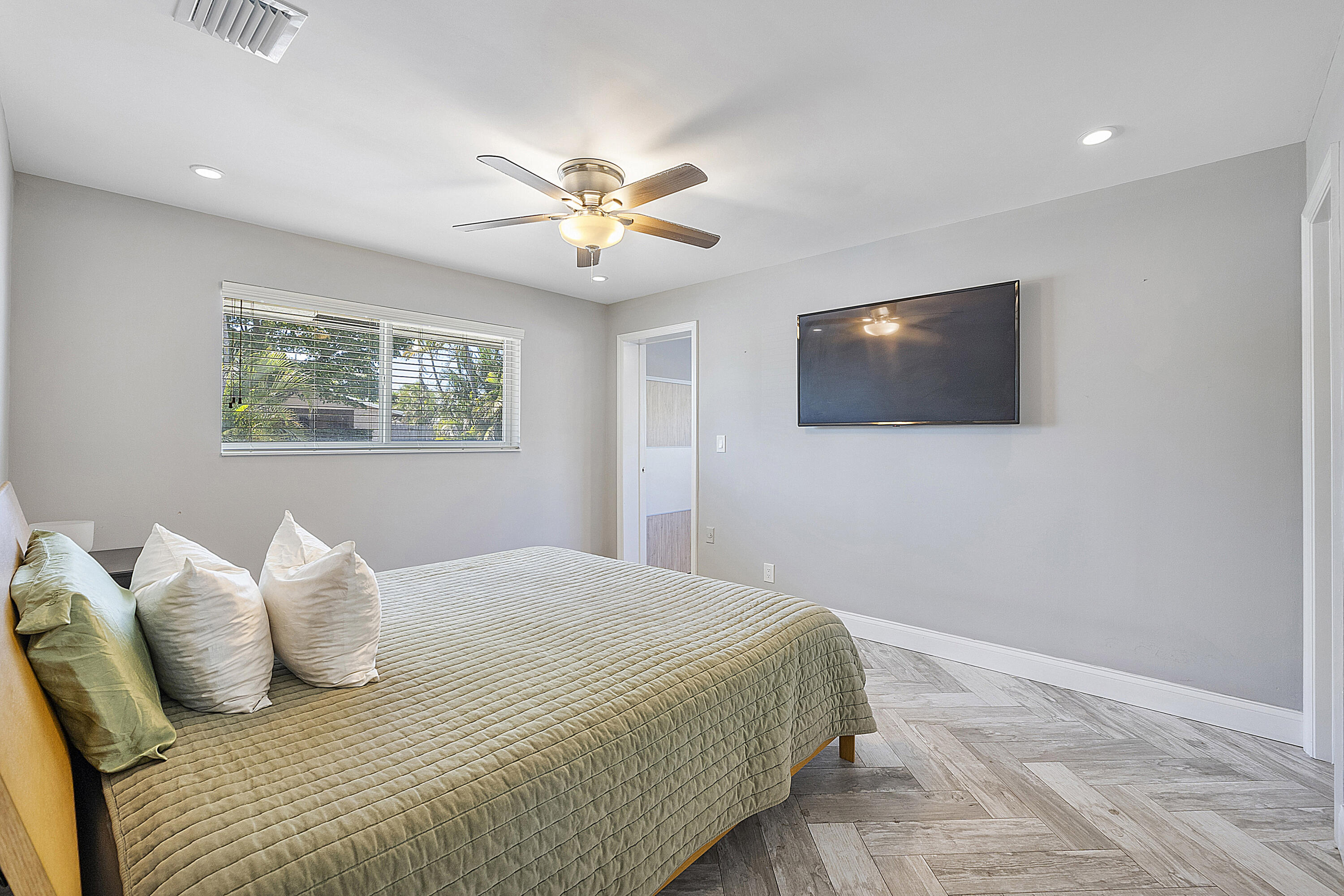 4064 Northwest 2nd Court Boca Raton, FL 33431 - Photo 25 of 57 4064 Nw 2nd Ct_024