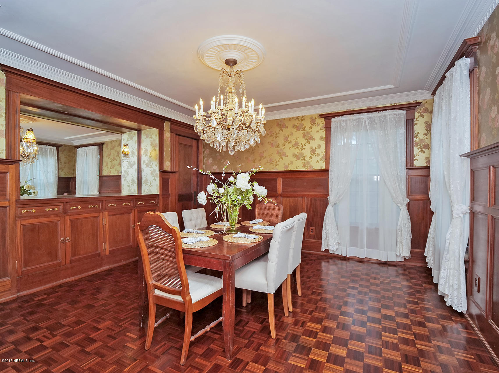 5028 River Point Road Jacksonville, FL 32207 - Photo 13 of 55 Teak Floors!~