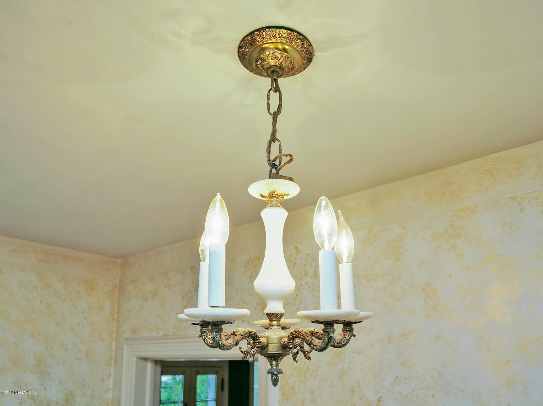 5028 River Point Road Jacksonville, FL 32207 - Photo 33 of 55 Antique Light Fixture
