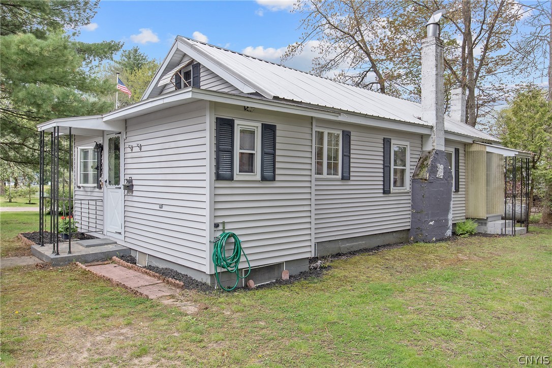 6781 Miller Road Verona, NY 13162 - Photo 2 of 28