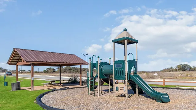 $303,960 | 456 Sandringham Loop, Kyle, TX 78640