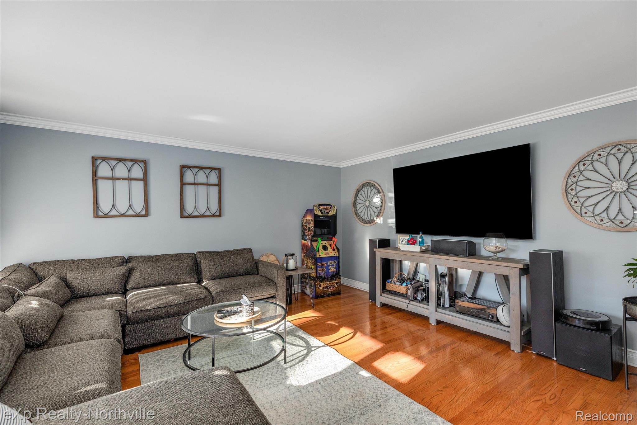 24301 Merriman Road New Boston, MI 48164 - Photo 15 of 38 Gallery Image 15