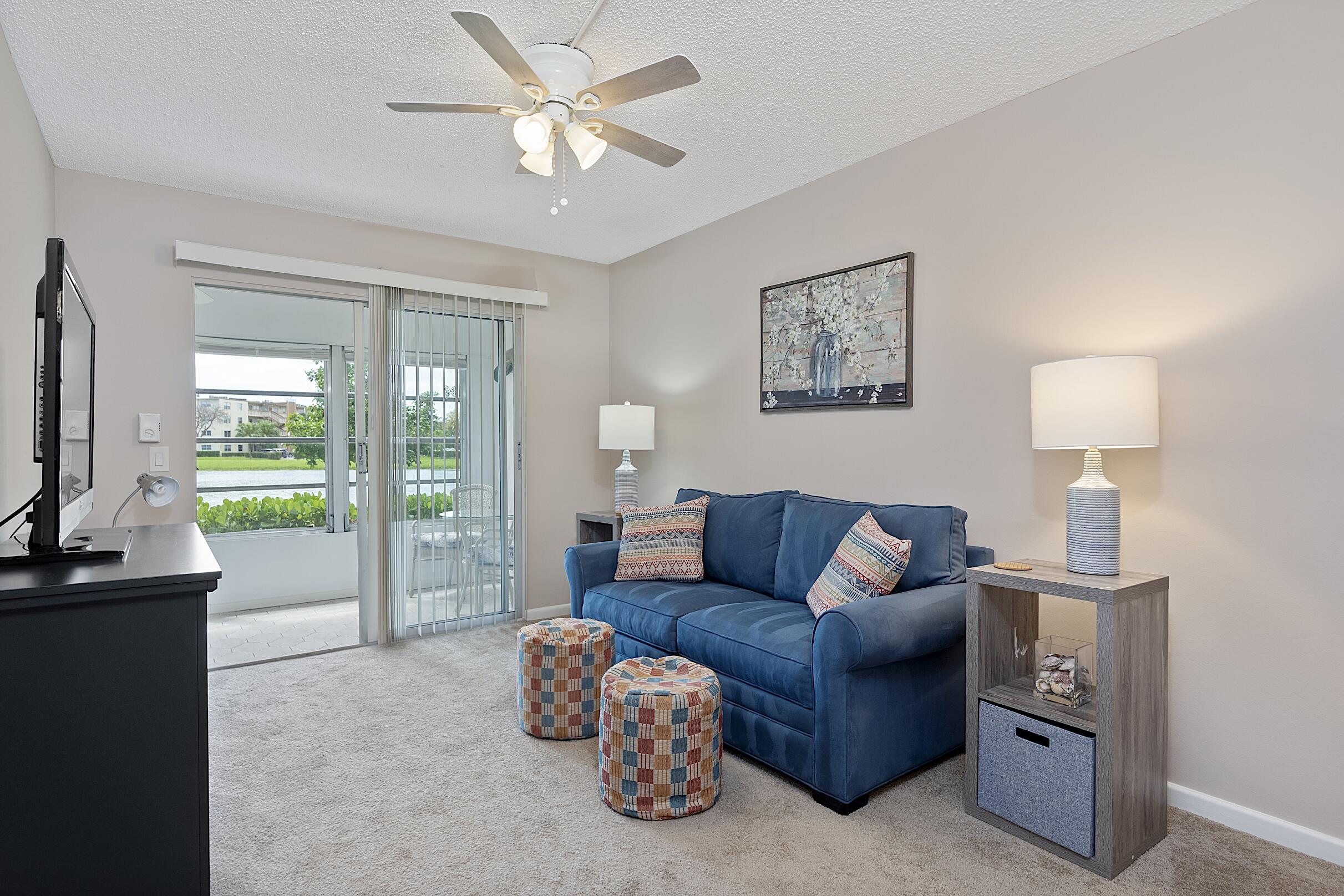 1032 Lincoln B Boca Raton, FL 33434 - Photo 23 of 45 1032 Lincoln B - -083