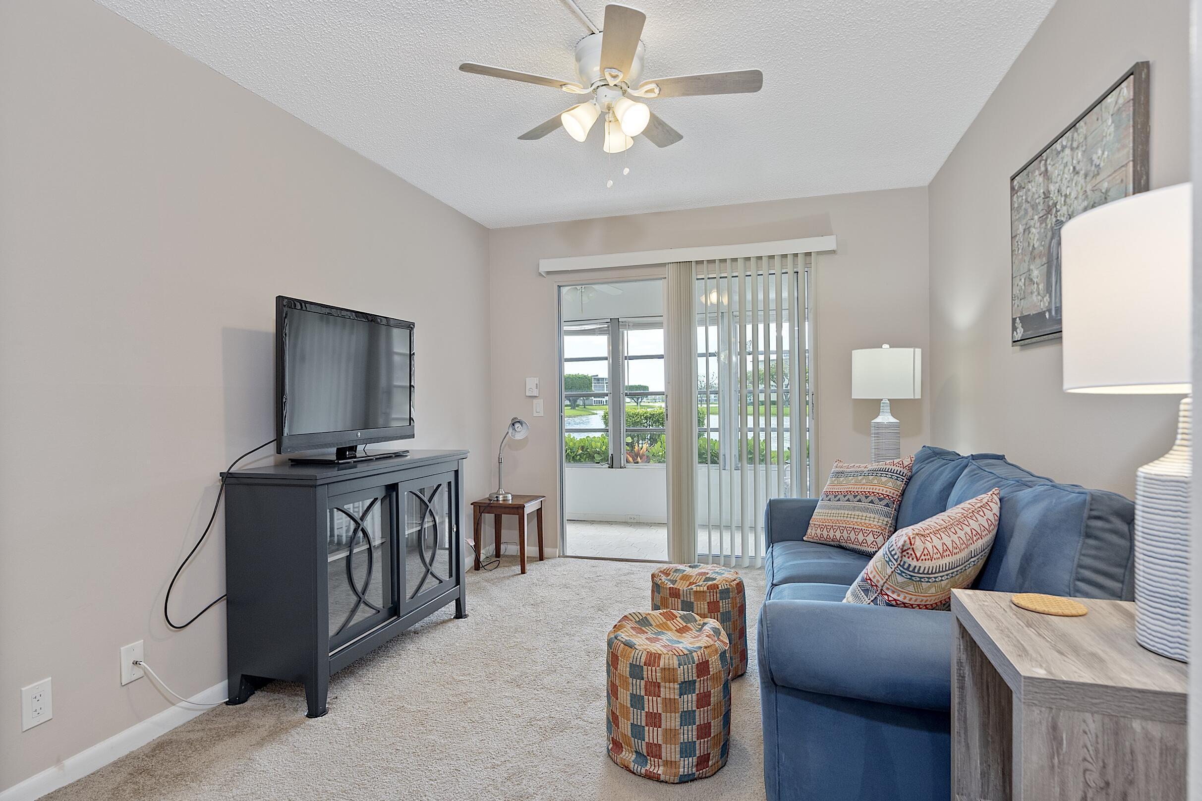 1032 Lincoln B Boca Raton, FL 33434 - Photo 25 of 45 1032 Lincoln B - -084