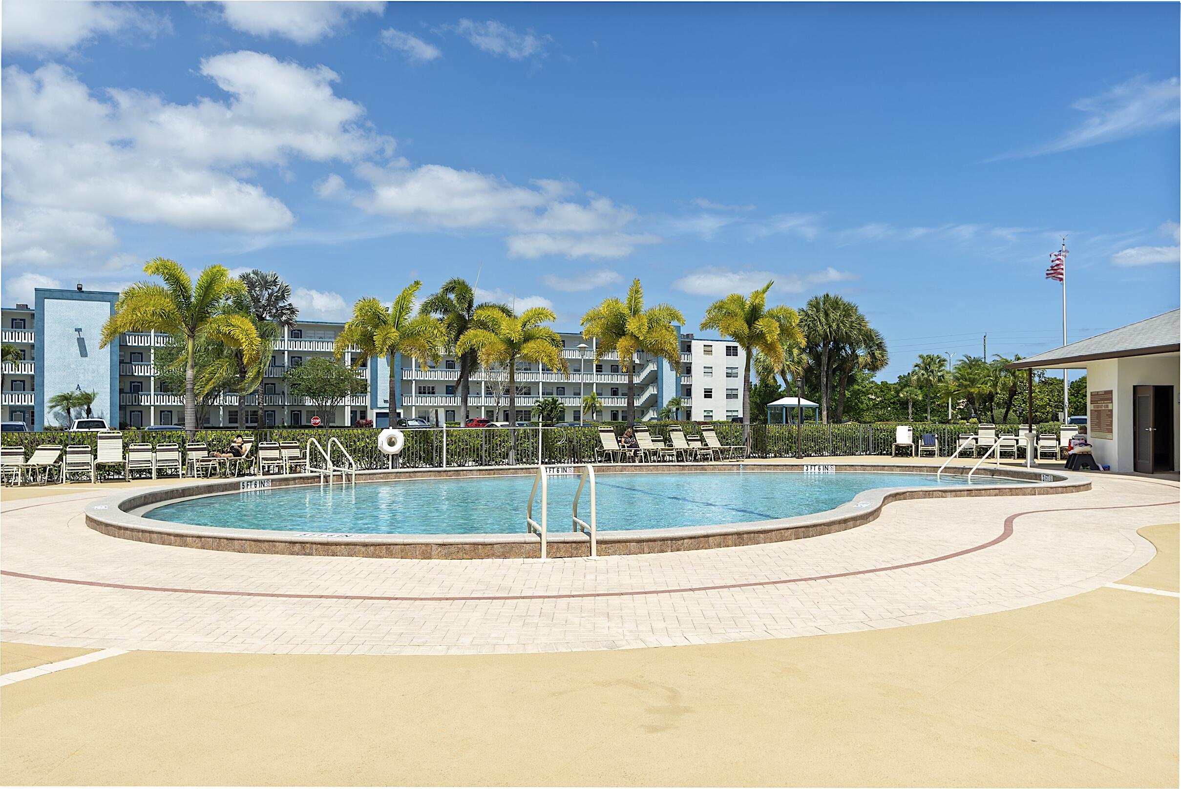 1032 Lincoln B Boca Raton, FL 33434 - Photo 33 of 45 1032 Lincoln B - -095