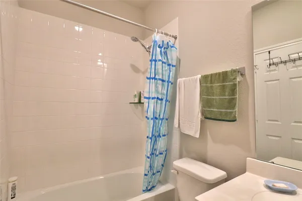 $2,400 | 145 Sunray Creek Drive, Katy, TX 77493