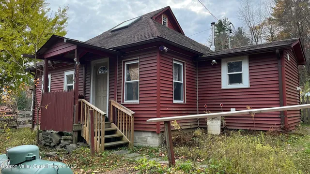 $1,600 | 879 Samsonville Road, Kerhonkson, NY 12446