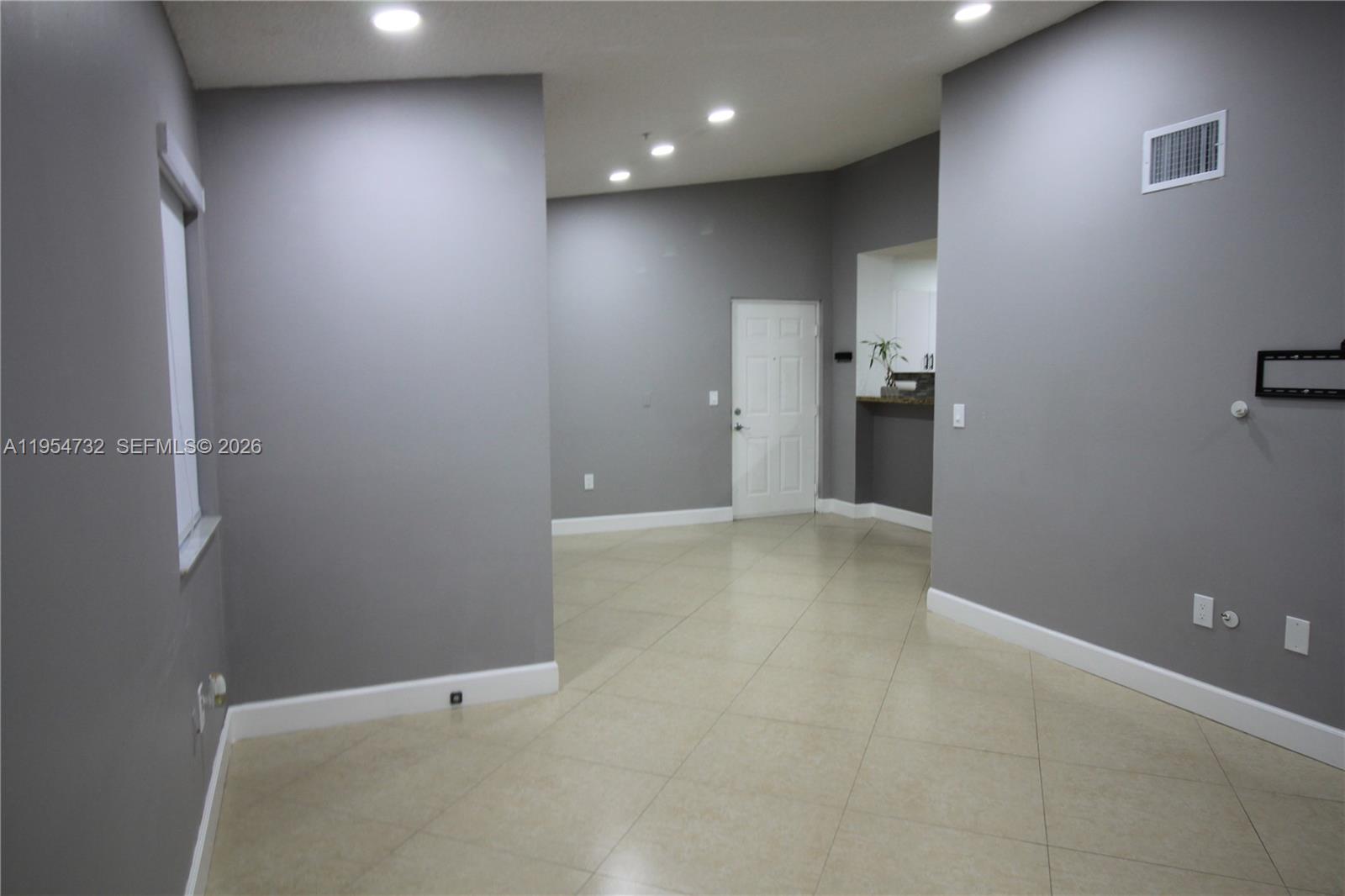 2133 Renaissance Boulevard, Unit 307 Miramar, FL 33025 - Photo 3 of 30