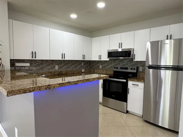 $1,975 | 2133 Renaissance Boulevard, Unit 307, Miramar, FL 33025