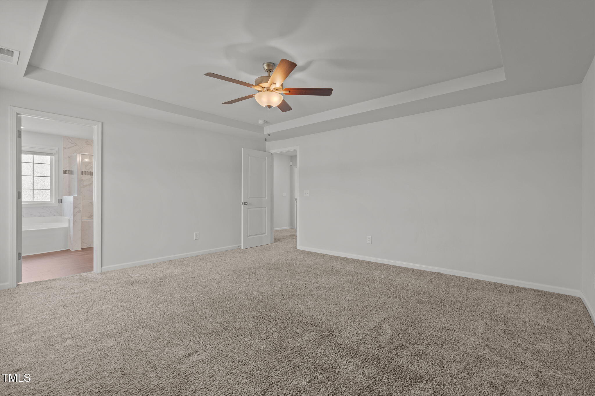 131 Sandy Springs Road Aberdeen, NC 28315 - Photo 36 of 61 Owner's Suite (b)_Level 2