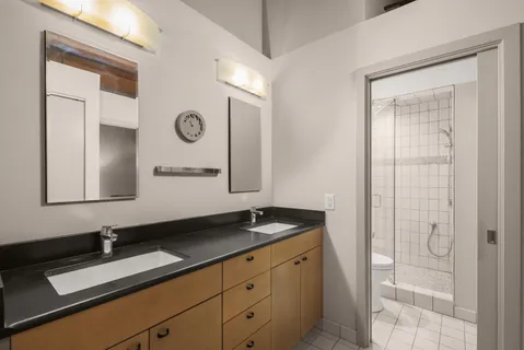 $950,000 | 540 North Lake Shore Drive, Unit 420, Chicago, IL 60611