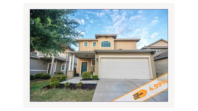 a view of outdoor space yard and front view of a house