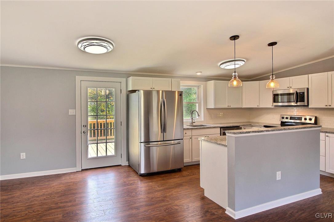 6154 Neola Road Stroudsburg, PA 18360 - Photo 8 of 37 Gallery Image 8