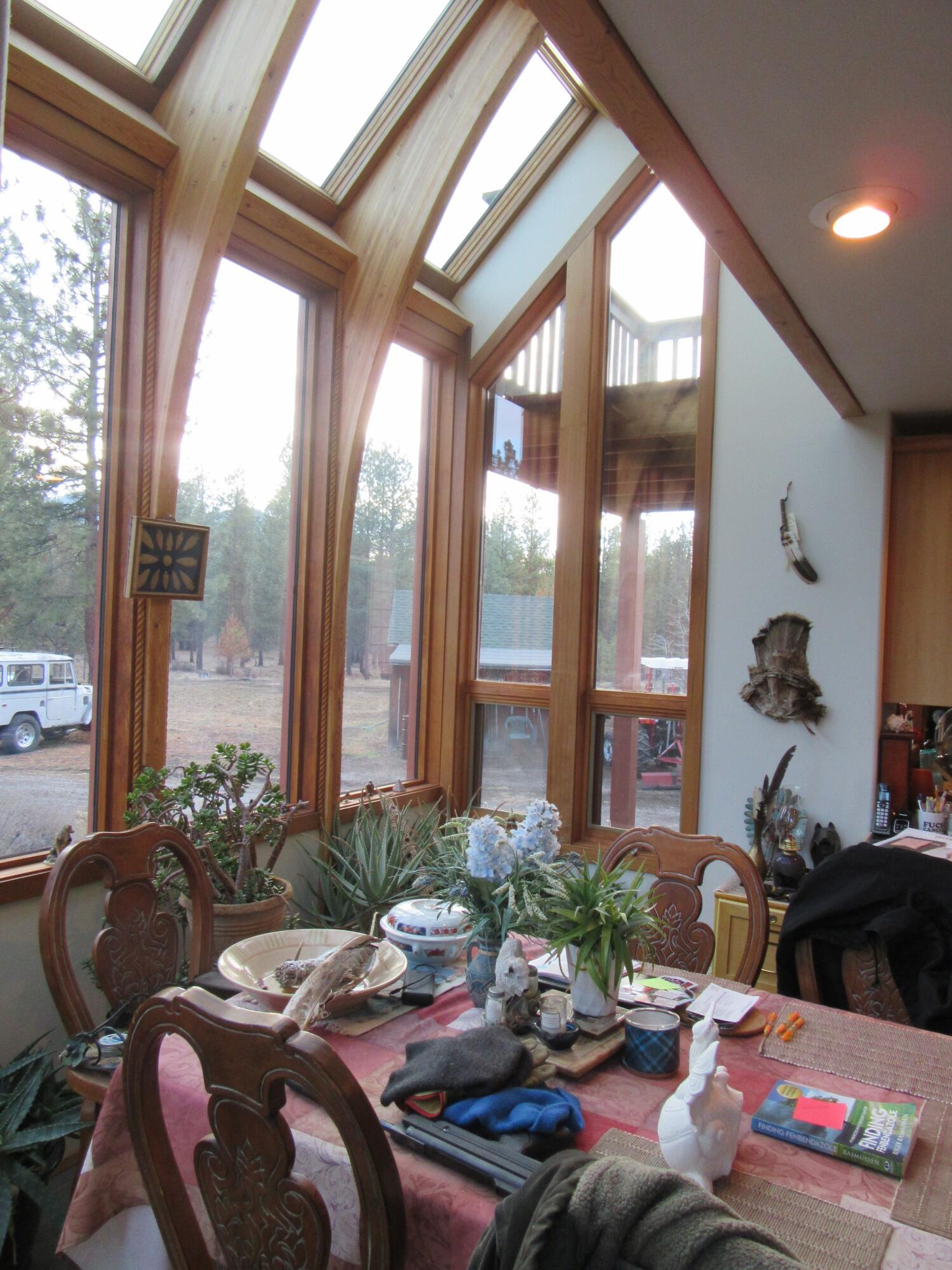 16144 Sprague River Road Chiloquin, OR 97624 - Photo 10 of 81 Dining windows 3