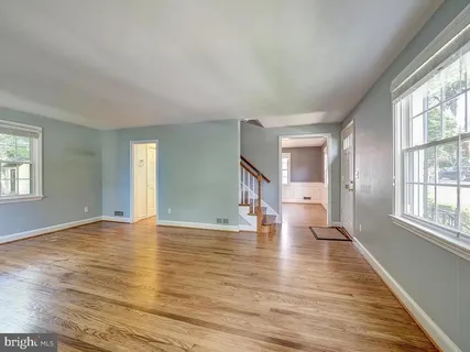 $1,150,000 | 21 Kentbury Way, Bethesda, MD 20814