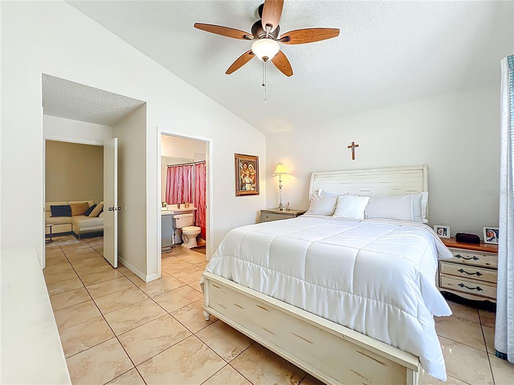 2364 Water View Loop Kissimmee, FL 34743 - Photo 21 of 55