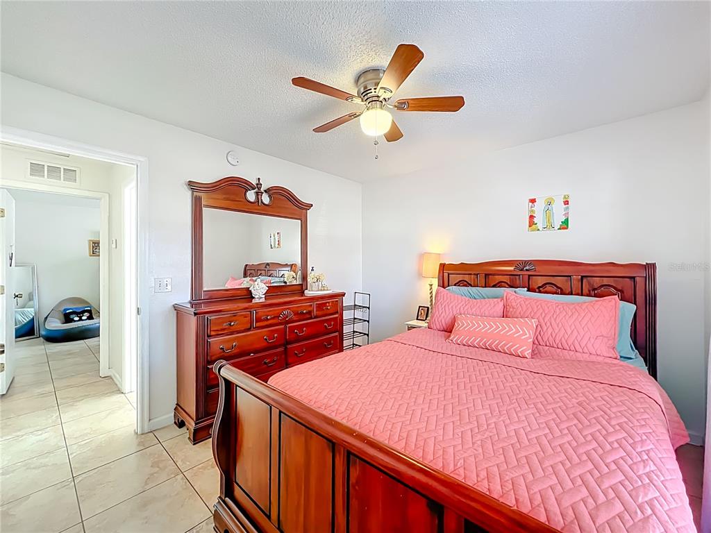 2364 Water View Loop Kissimmee, FL 34743 - Photo 27 of 55