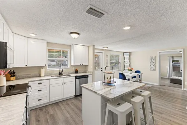 $500,000 | 7901 North Packwood Avenue, Tampa, FL 33604