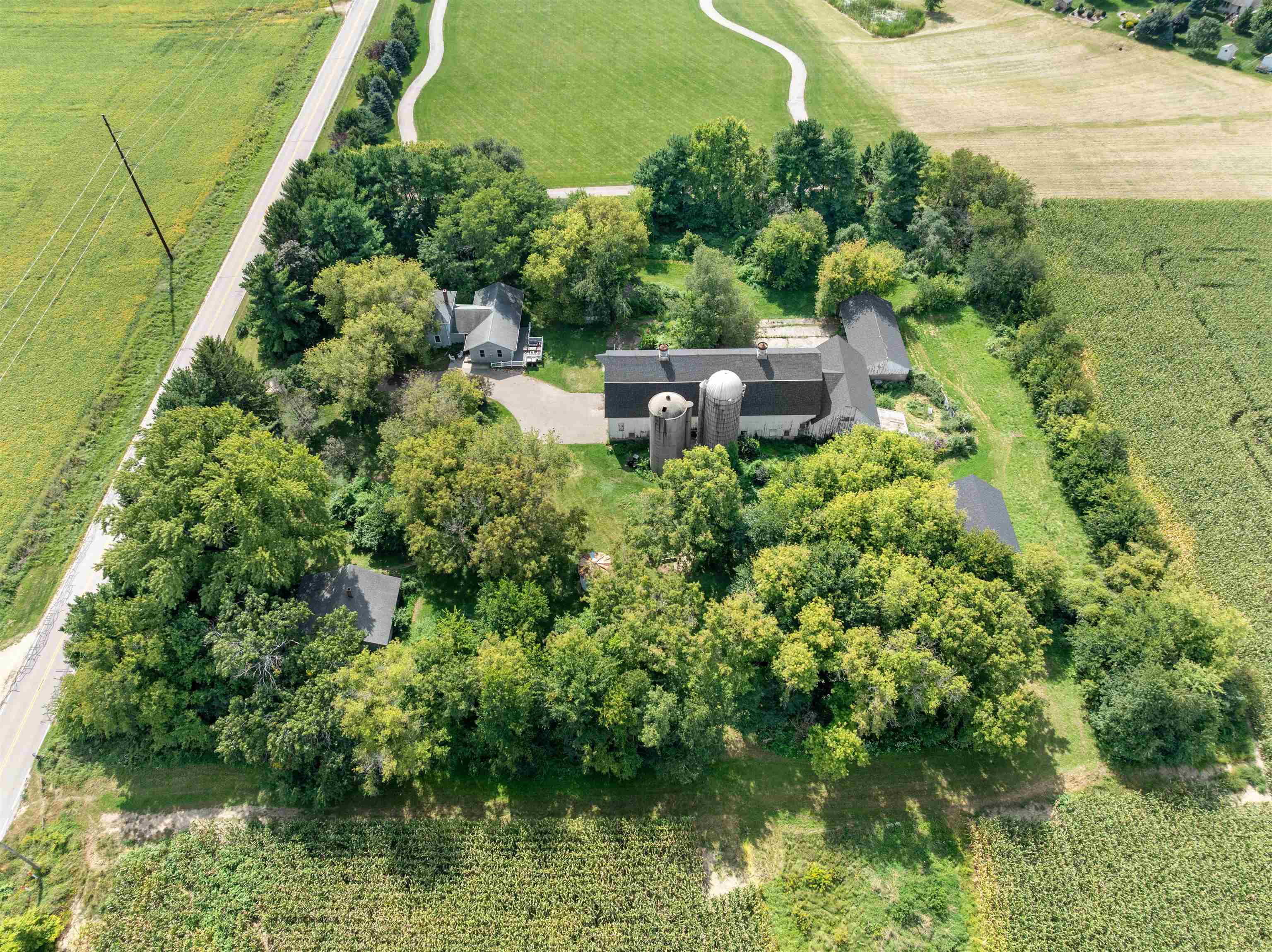 1610 South Turtle Town Hall Road Beloit, WI 53511 - Photo 37 of 50 a aerial view of a house with a yard