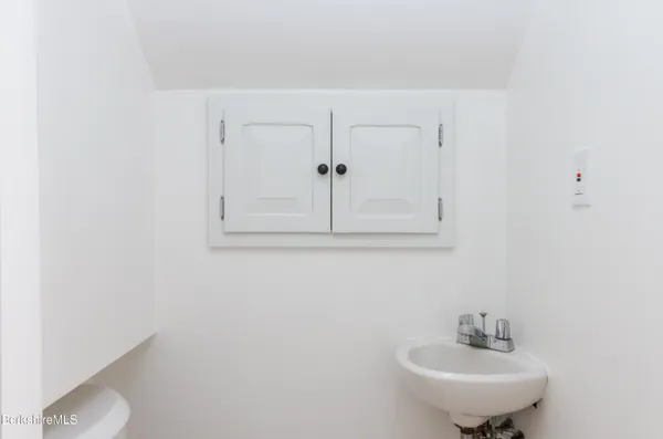 $359,500 | 100 Autumn Drive, North Adams, MA 01247