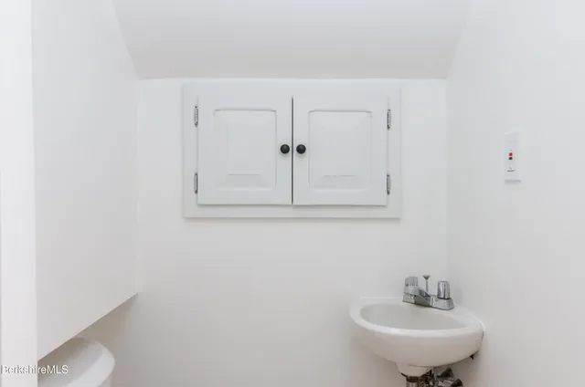 $359,500 | 100 Autumn Drive, North Adams, MA 01247