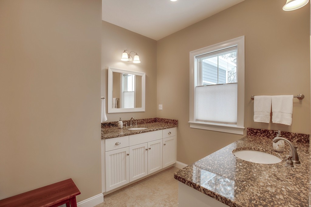 1 Cranberry Circle, Unit 1 Upton, MA 01568 - Photo 18 of 41