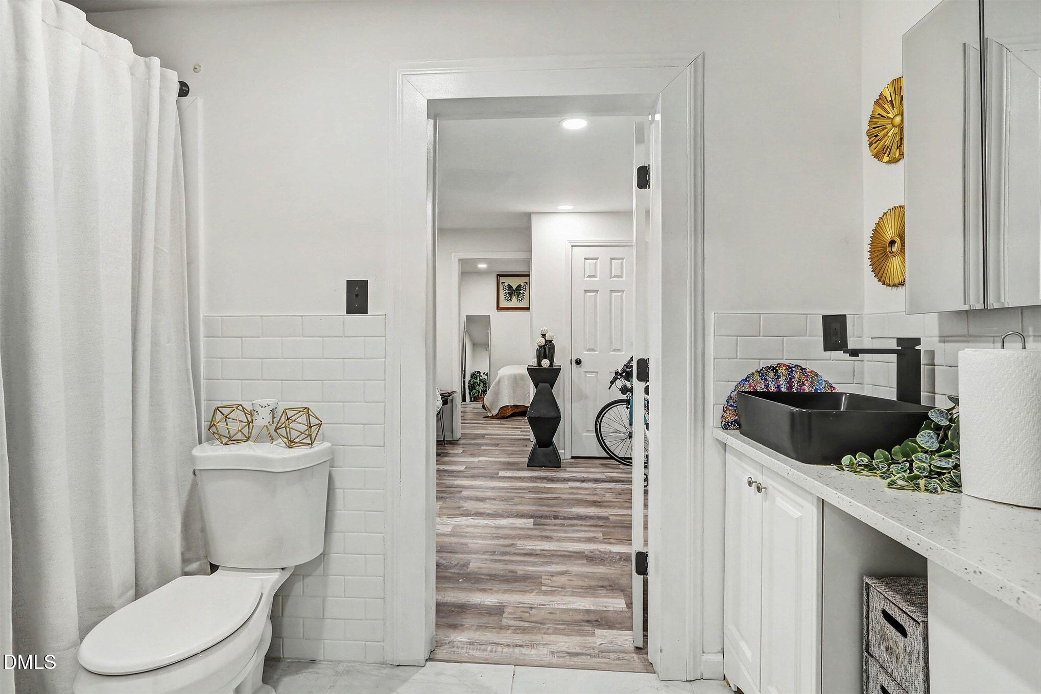 714 Old Oxford Road Durham, NC 27704 - Photo 12 of 17 012_file_5615