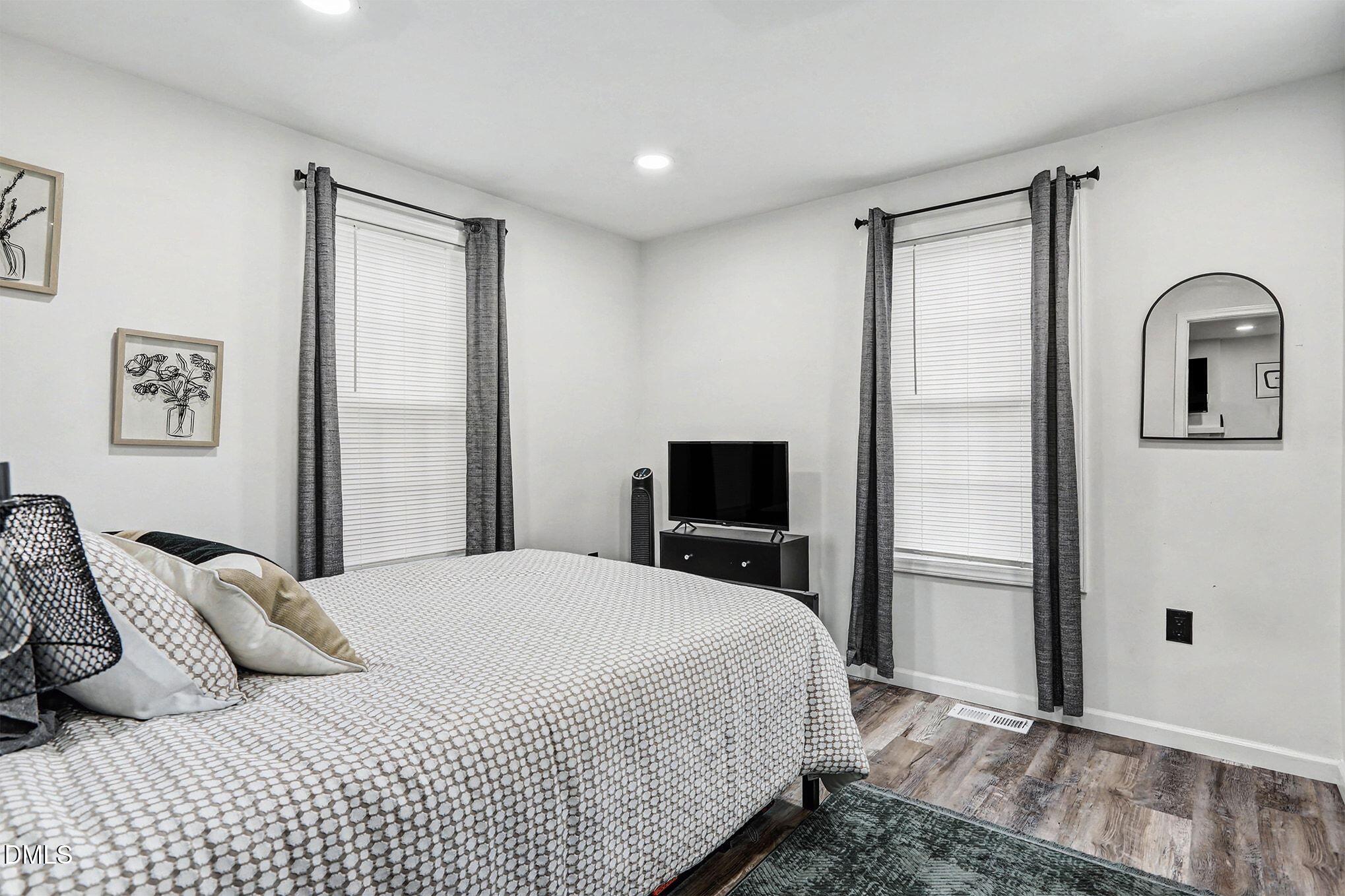 714 Old Oxford Road Durham, NC 27704 - Photo 14 of 17 014_file_2664