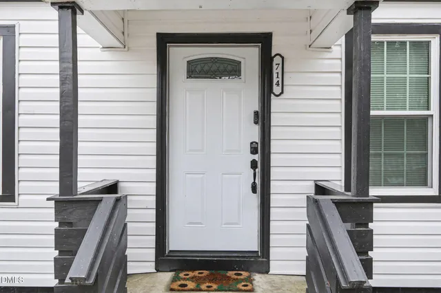 a view of front door and porch