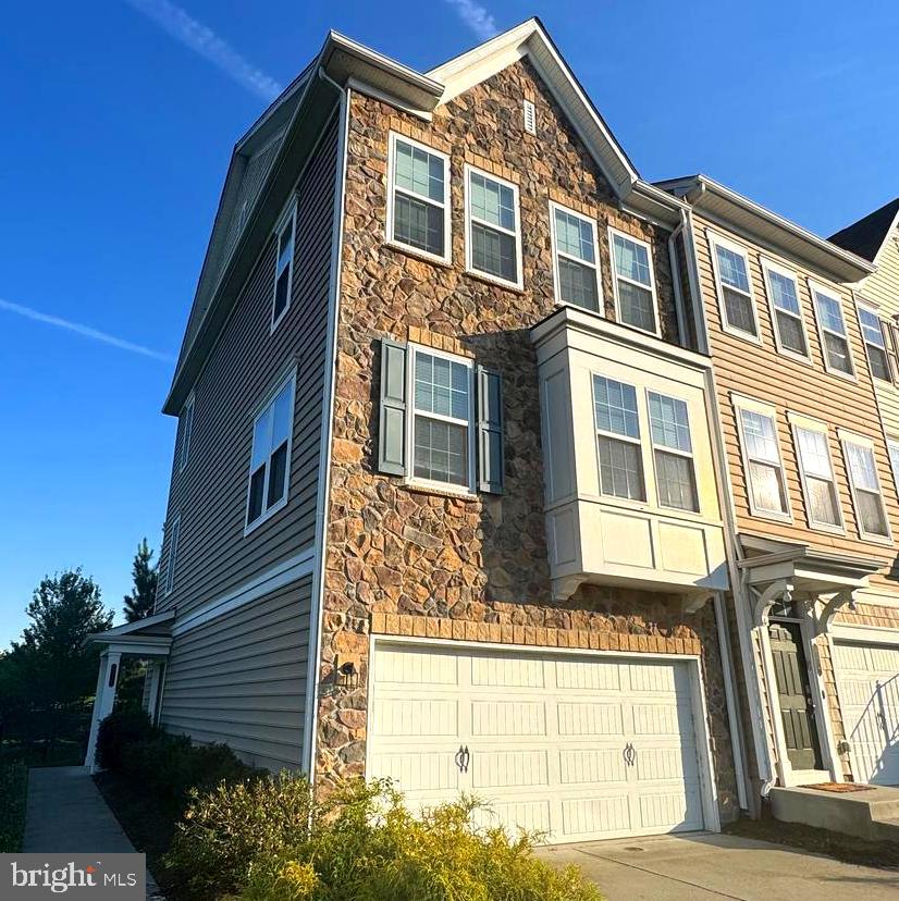 45029 Graduate Terrace Ashburn, VA 20147 - Photo 3 of 21