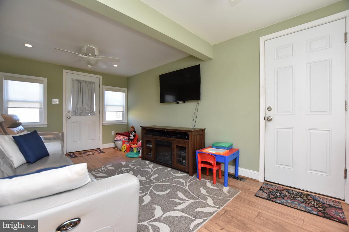 515 Good Intent Road Blackwood, NJ 08012 - Photo 16 of 32 Family Room