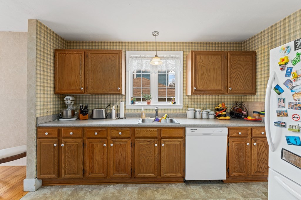3 Hanna Road Worcester, MA 01602 - Photo 13 of 42 Gallery Image 13