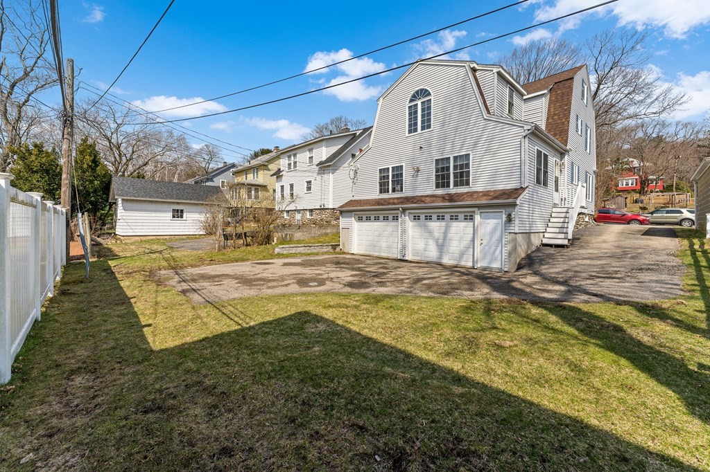 3 Hanna Road Worcester, MA 01602 - Photo 2 of 42 Gallery Image 2