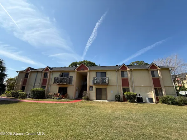 $1,600 | 2100 Forest Knoll Drive Northeast, Unit 202, Palm Bay, FL 32905