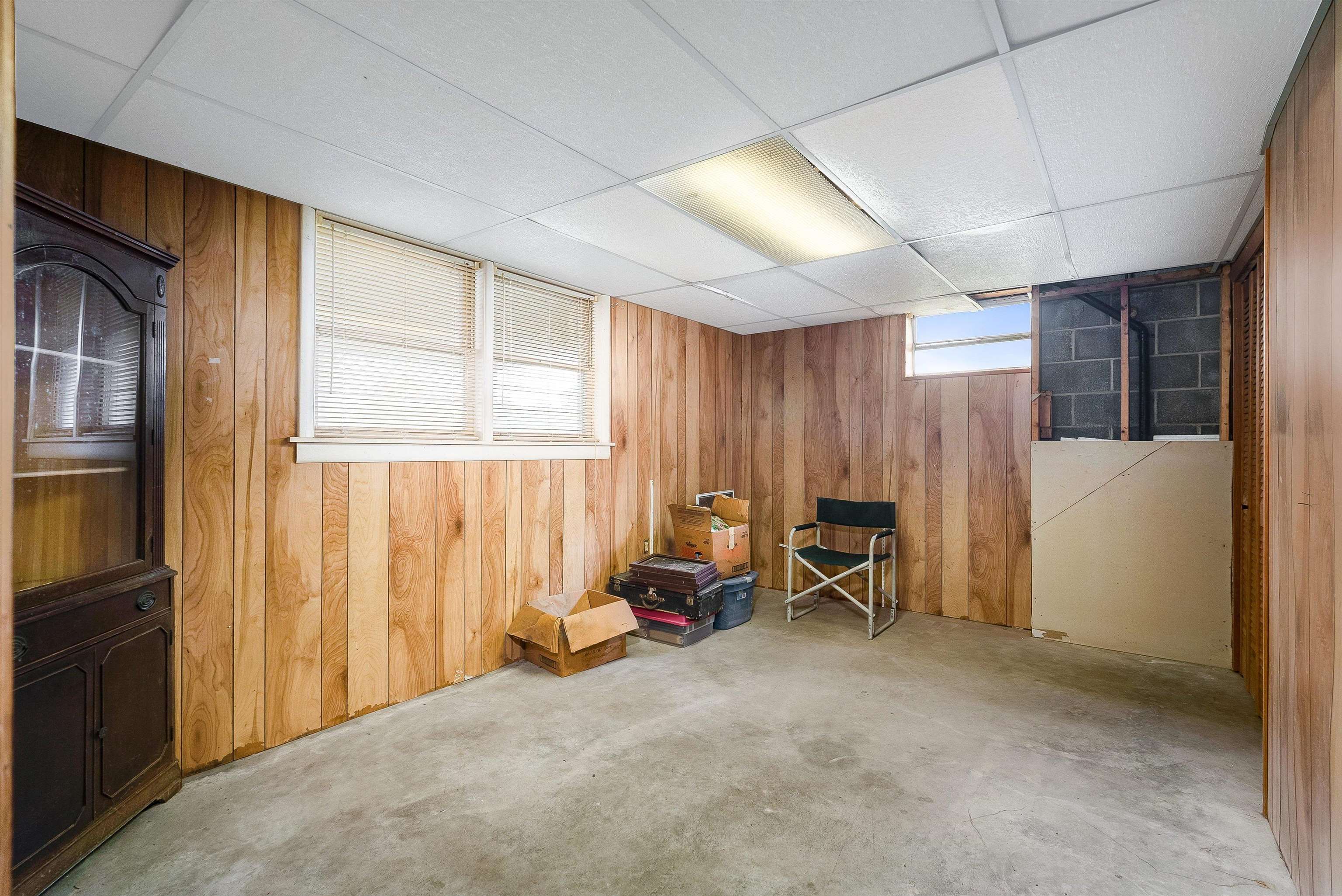 816 Todd Road Mount Sidney, VA 24467 - Photo 38 of 66 a view of room with furniture and windows