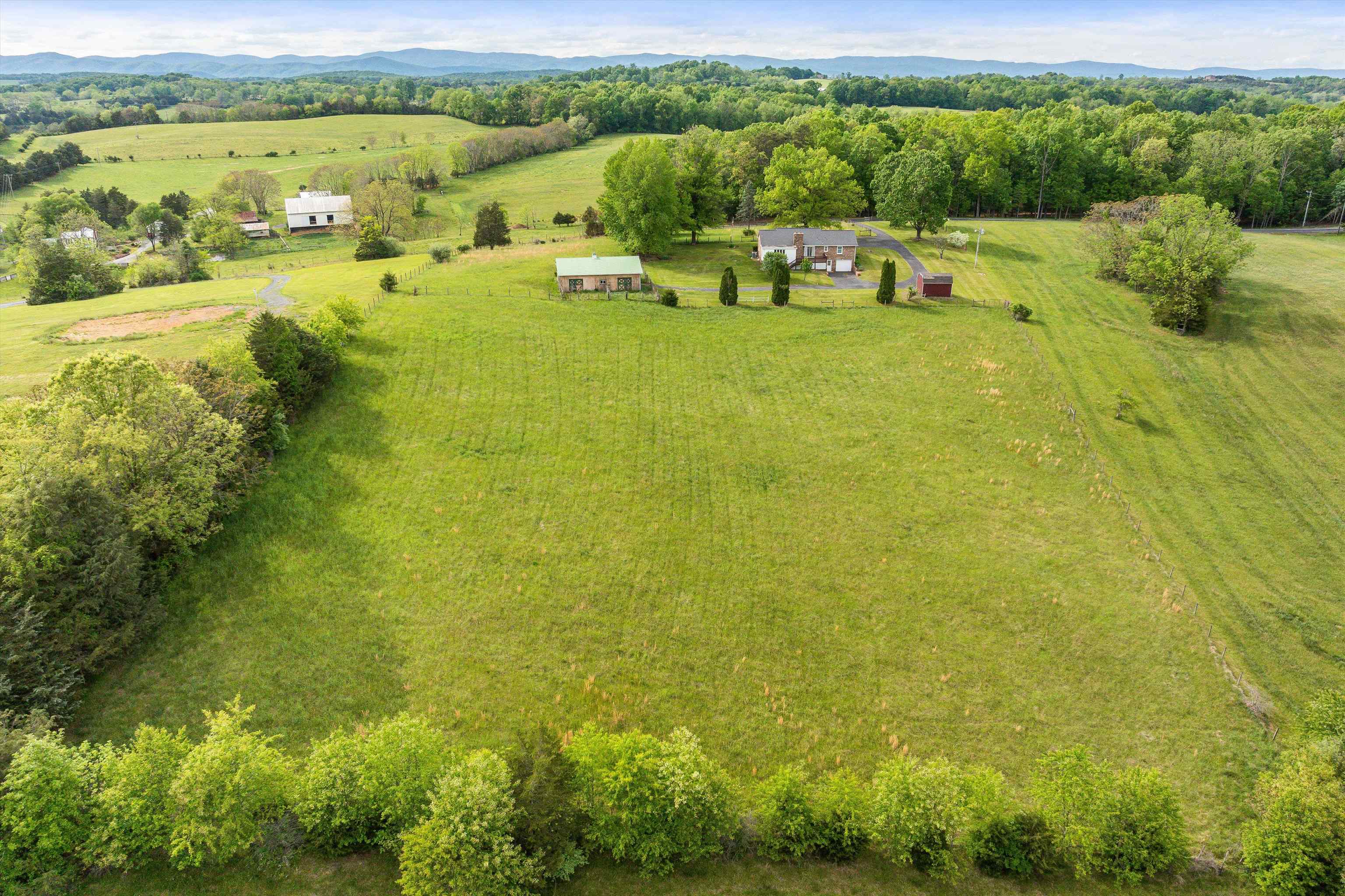 816 Todd Road Mount Sidney, VA 24467 - Photo 63 of 66 a view of a lake with houses