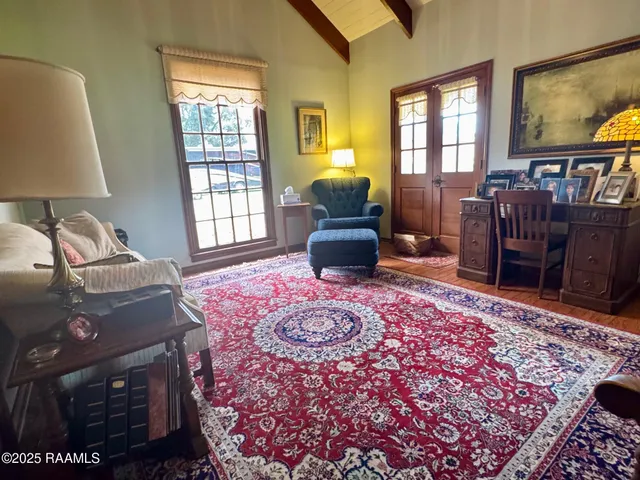 $260,000 | 2015 Old Jeanerette Road, New Iberia, LA 70563