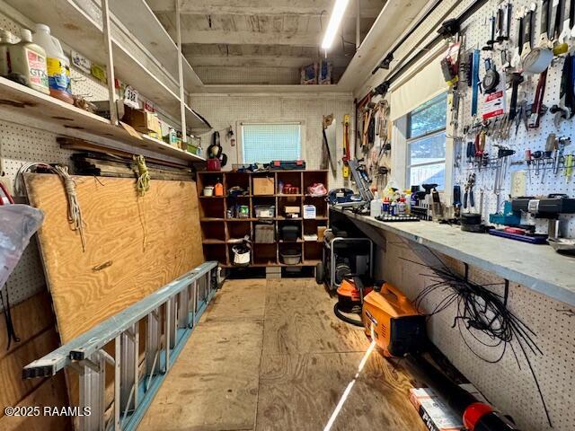 2015 Old Jeanerette Road New Iberia, LA 70563 - Photo 46 of 47 Workshop