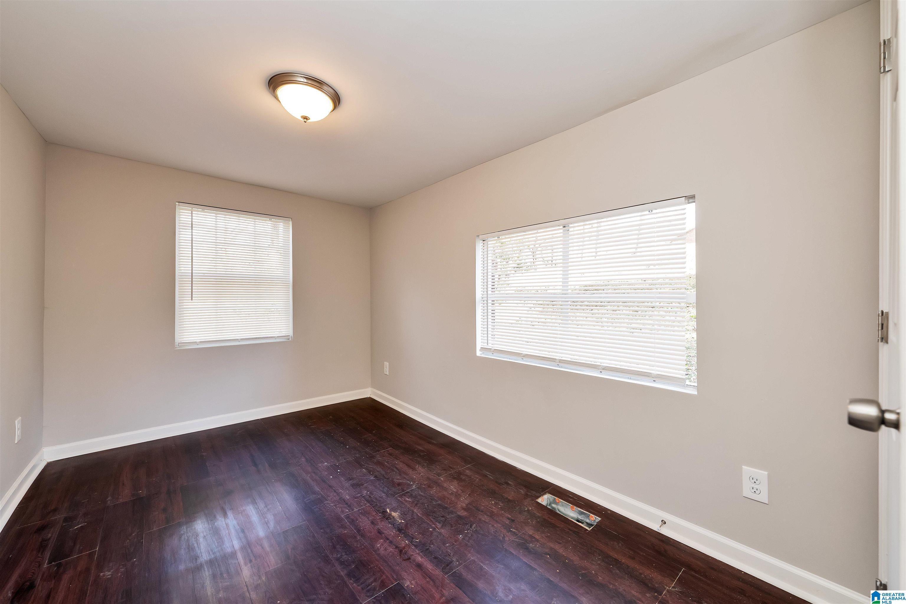 1632 Sunset Avenue Gardendale, AL 35071 - Photo 5 of 10