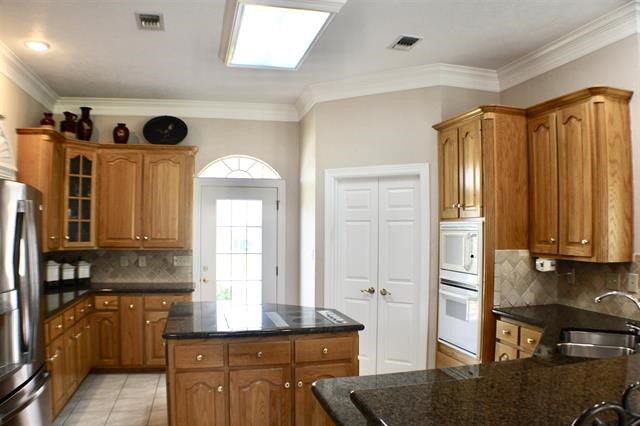 7695 Cobblestone Terrace Lumberton, TX 77657 - Photo 19 of 48